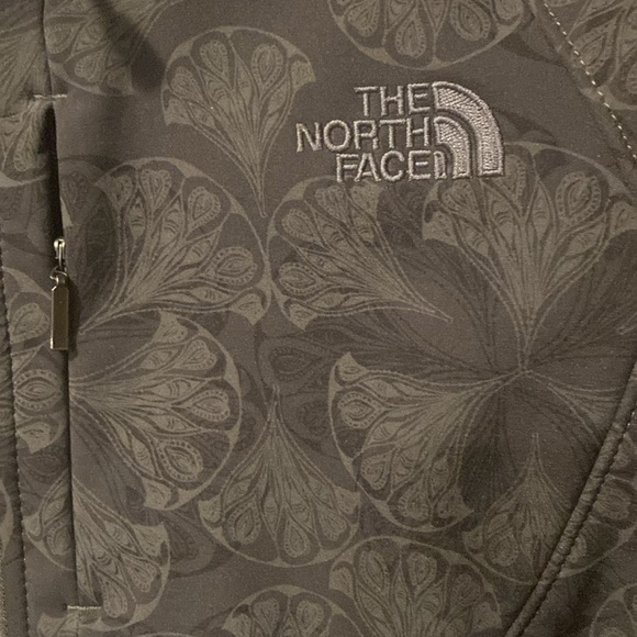 The North Face Black Floral Jacket - Picture 2 of 4